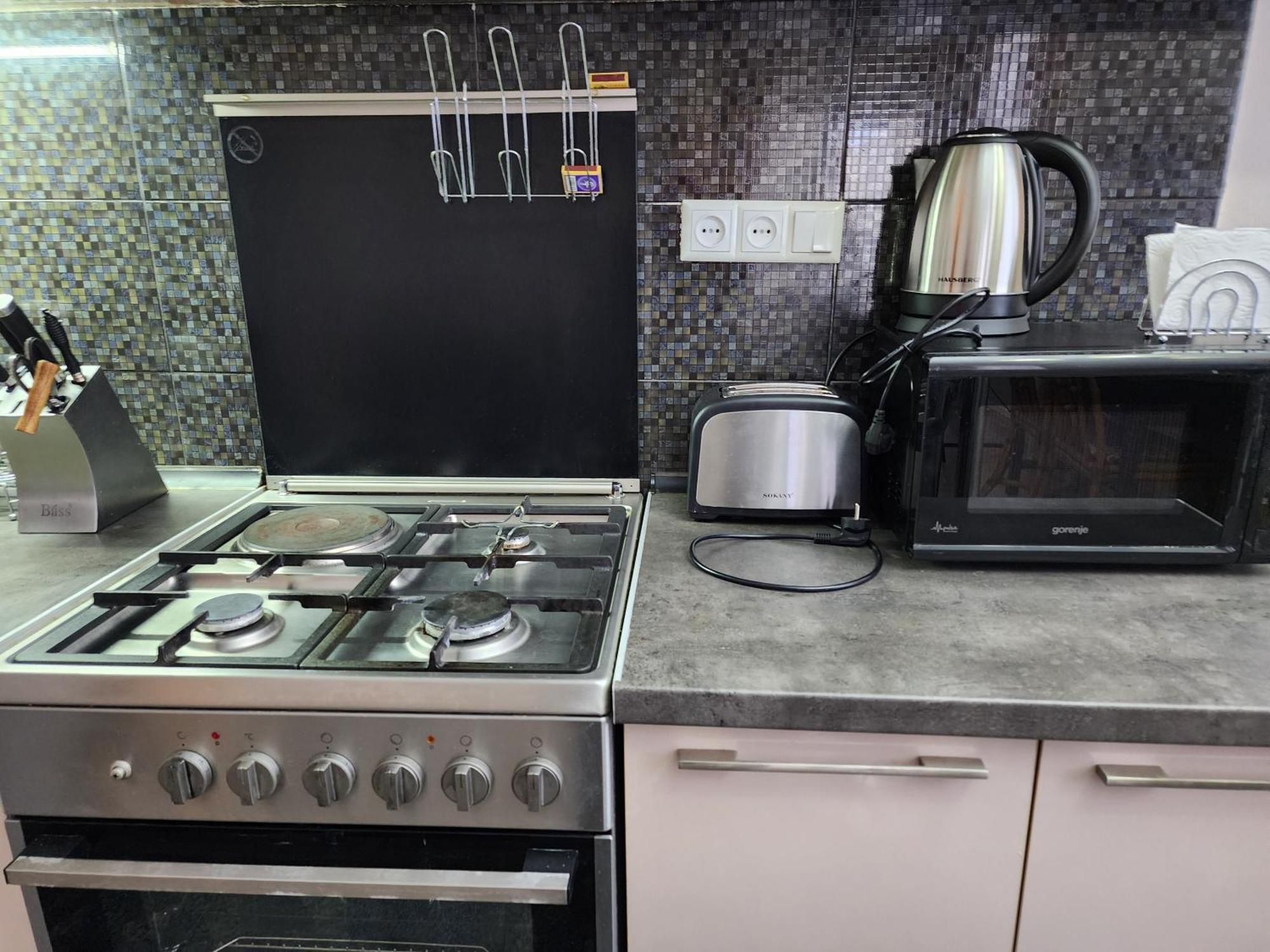 Vake-Saburtalo Hillside Apartment Tbilisi Ngoại thất bức ảnh