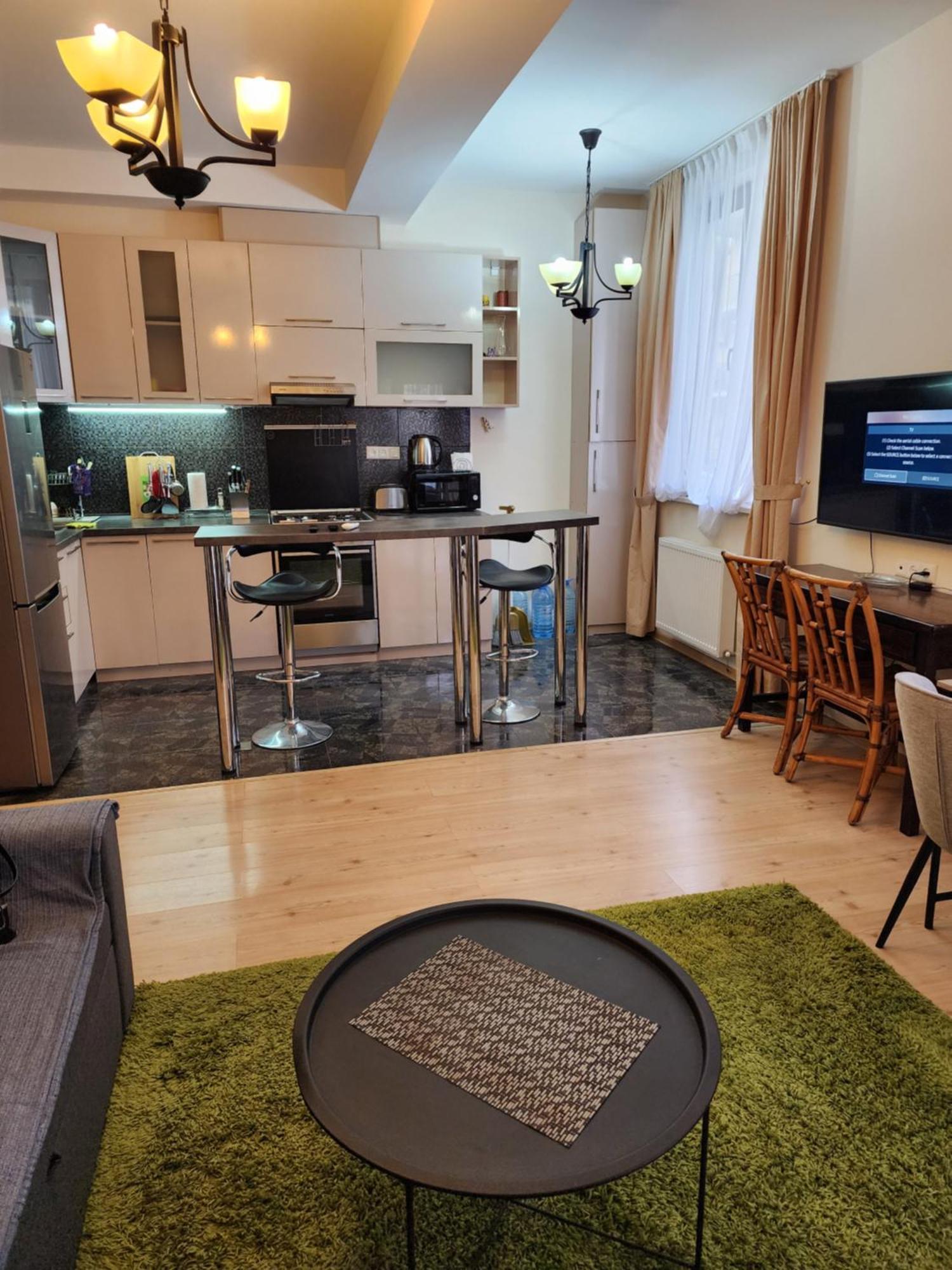 Vake-Saburtalo Hillside Apartment Tbilisi Ngoại thất bức ảnh